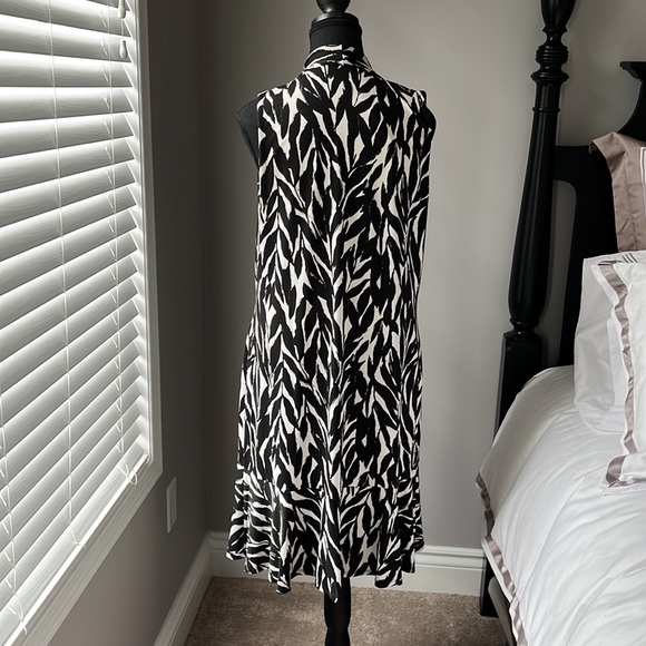 WHBM fun dress size L - Picture 3 of 3